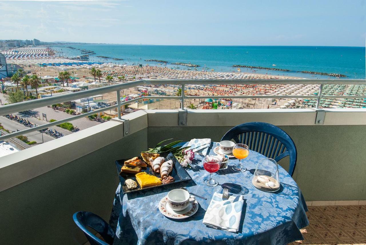 Hotel Nettuno Cattolica Eksteriør billede