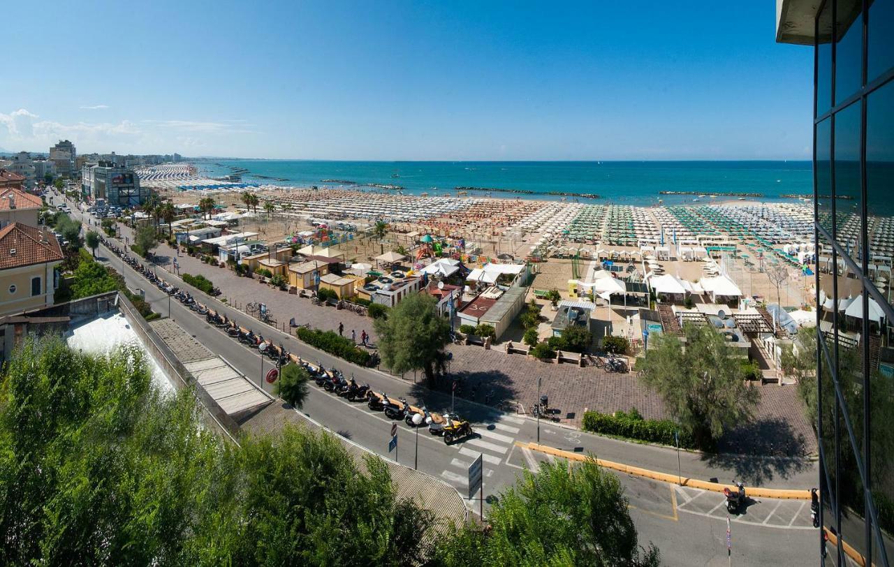 Hotel Nettuno Cattolica Eksteriør billede